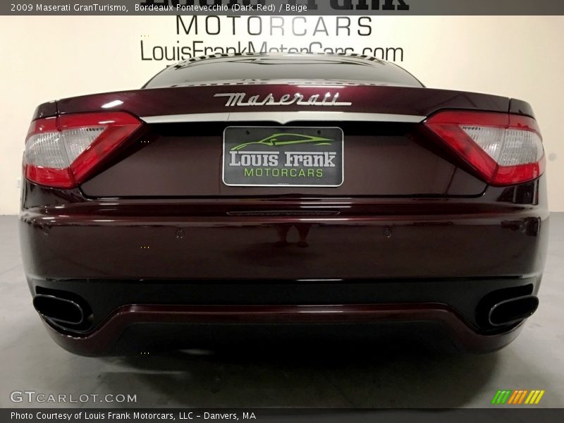 Bordeaux Pontevecchio (Dark Red) / Beige 2009 Maserati GranTurismo