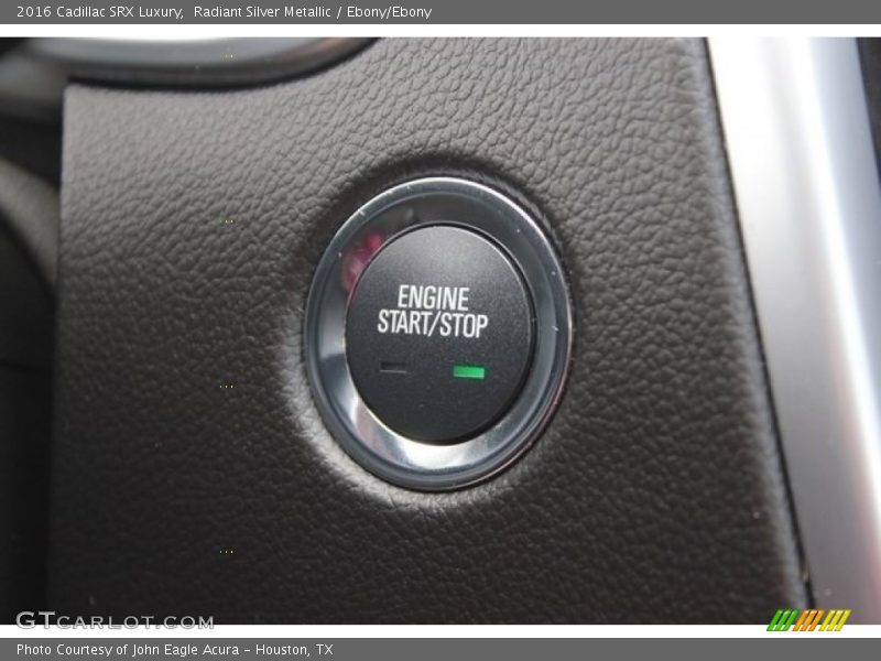 Radiant Silver Metallic / Ebony/Ebony 2016 Cadillac SRX Luxury