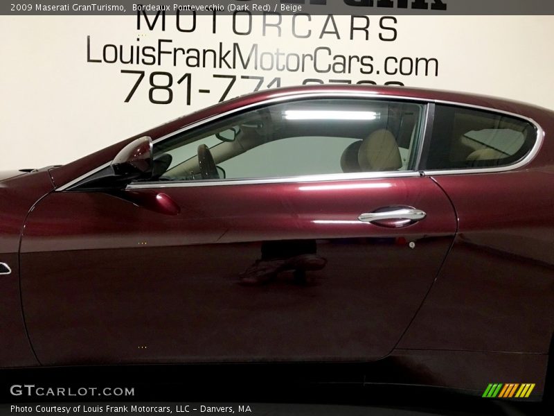 Bordeaux Pontevecchio (Dark Red) / Beige 2009 Maserati GranTurismo