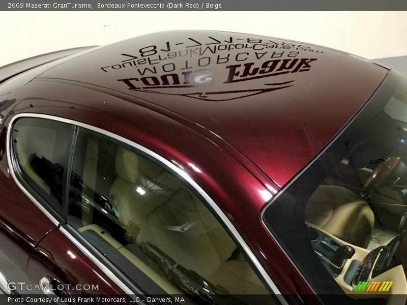 Bordeaux Pontevecchio (Dark Red) / Beige 2009 Maserati GranTurismo