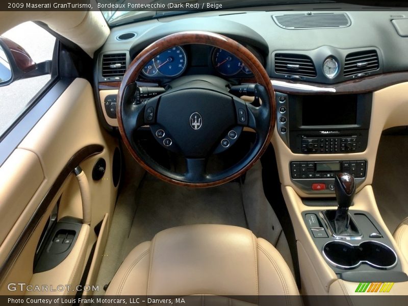 Bordeaux Pontevecchio (Dark Red) / Beige 2009 Maserati GranTurismo