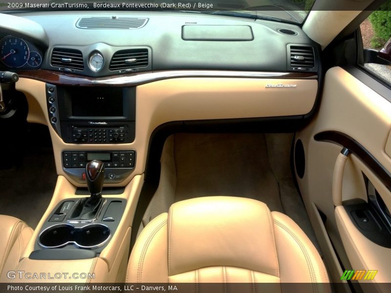 Bordeaux Pontevecchio (Dark Red) / Beige 2009 Maserati GranTurismo