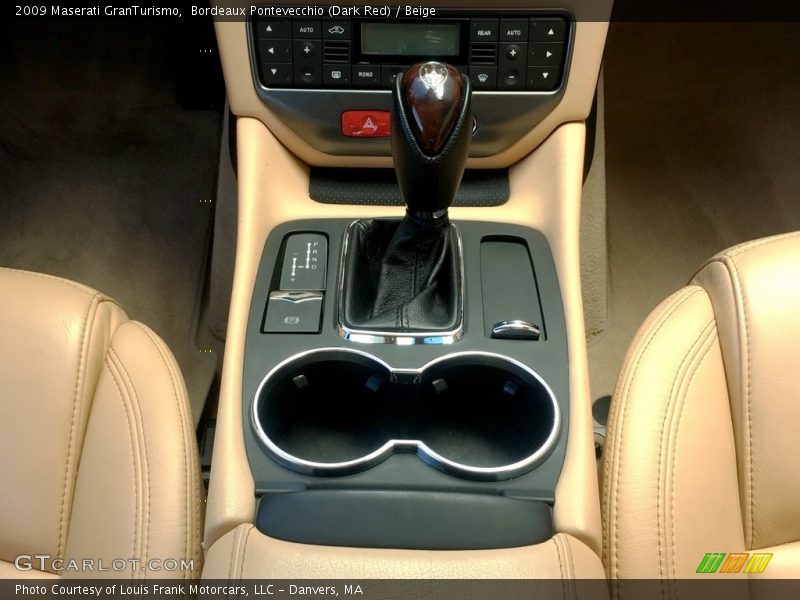 Bordeaux Pontevecchio (Dark Red) / Beige 2009 Maserati GranTurismo