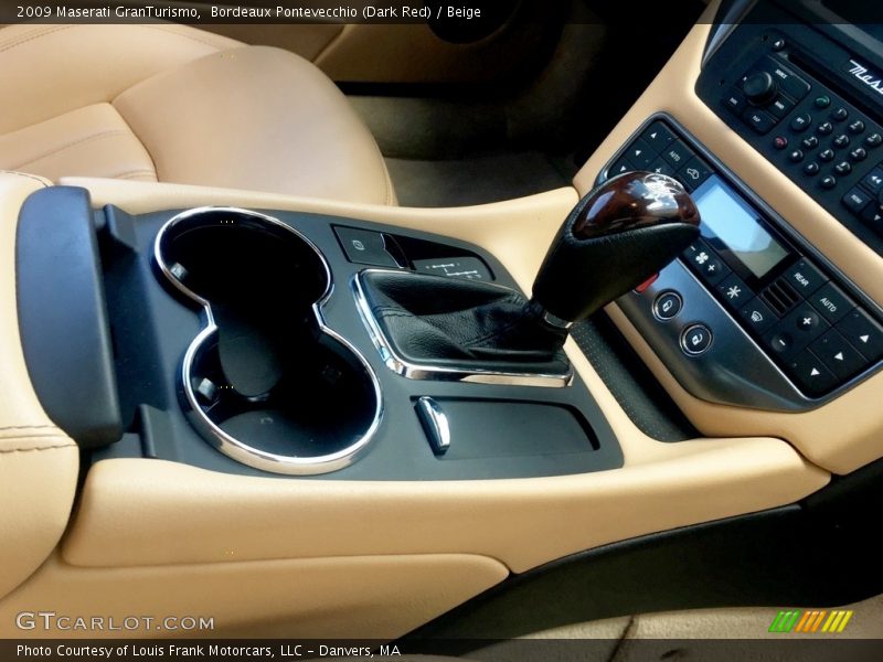 Bordeaux Pontevecchio (Dark Red) / Beige 2009 Maserati GranTurismo