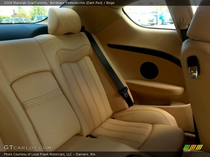 Bordeaux Pontevecchio (Dark Red) / Beige 2009 Maserati GranTurismo