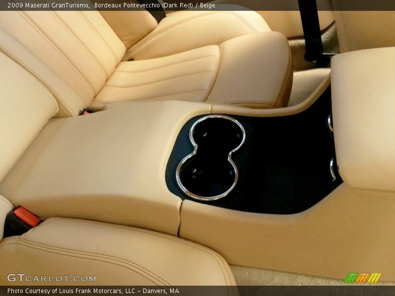 Bordeaux Pontevecchio (Dark Red) / Beige 2009 Maserati GranTurismo