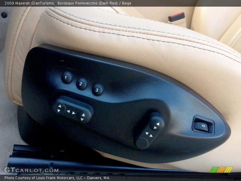 Bordeaux Pontevecchio (Dark Red) / Beige 2009 Maserati GranTurismo