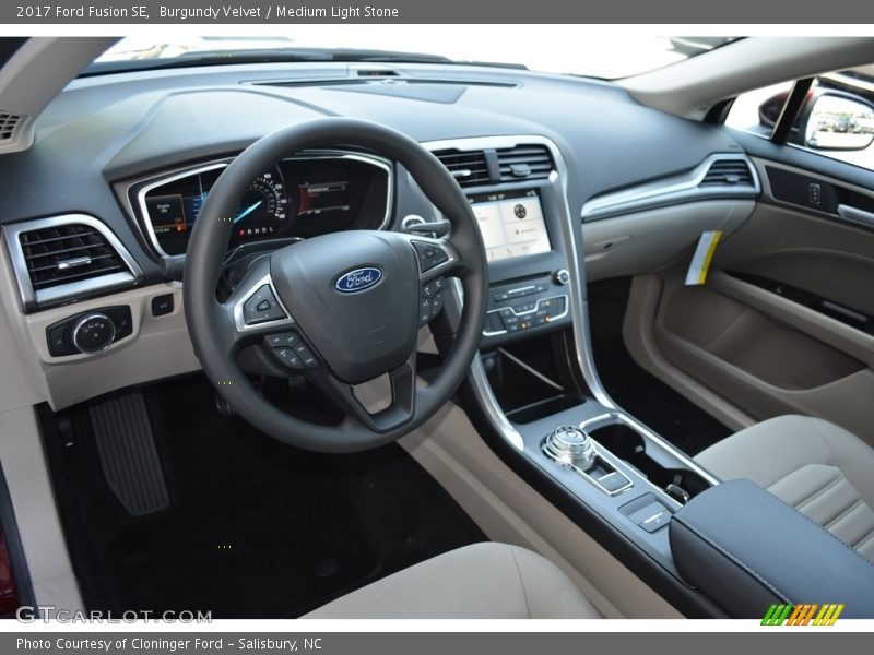 Burgundy Velvet / Medium Light Stone 2017 Ford Fusion SE