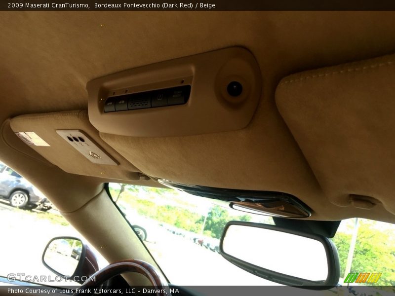 Bordeaux Pontevecchio (Dark Red) / Beige 2009 Maserati GranTurismo