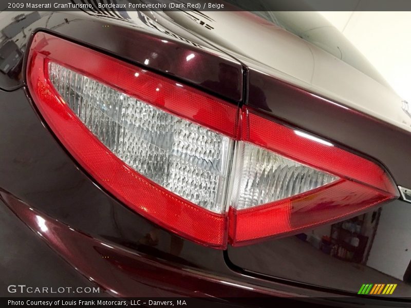 Bordeaux Pontevecchio (Dark Red) / Beige 2009 Maserati GranTurismo