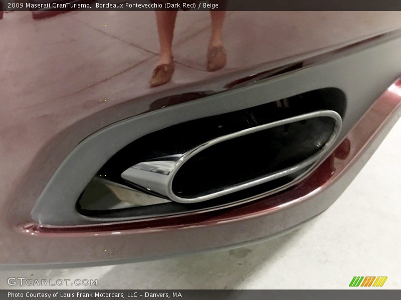 Bordeaux Pontevecchio (Dark Red) / Beige 2009 Maserati GranTurismo