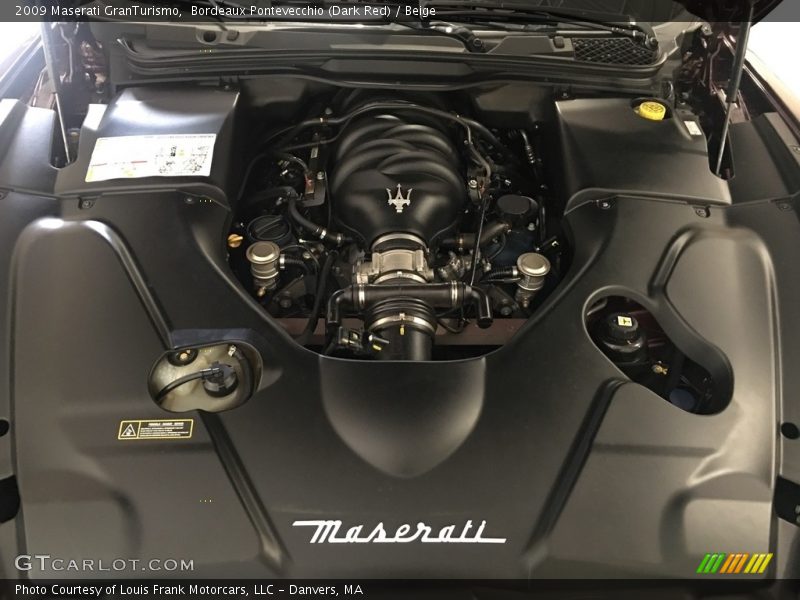 Bordeaux Pontevecchio (Dark Red) / Beige 2009 Maserati GranTurismo