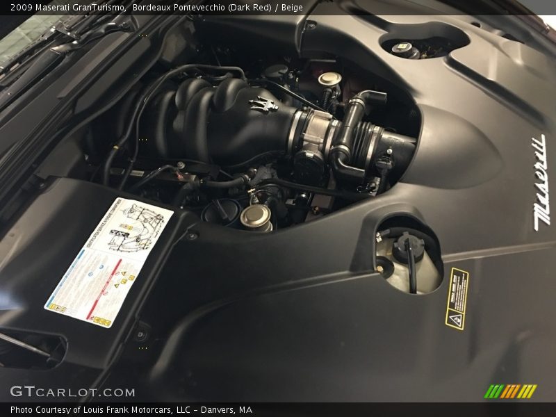 Bordeaux Pontevecchio (Dark Red) / Beige 2009 Maserati GranTurismo