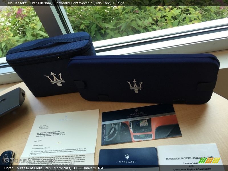Bordeaux Pontevecchio (Dark Red) / Beige 2009 Maserati GranTurismo