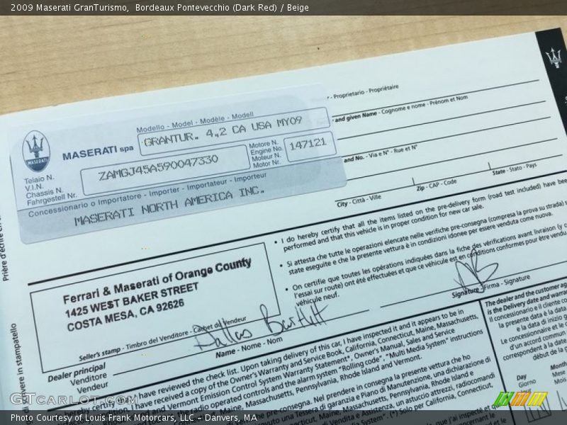 Bordeaux Pontevecchio (Dark Red) / Beige 2009 Maserati GranTurismo
