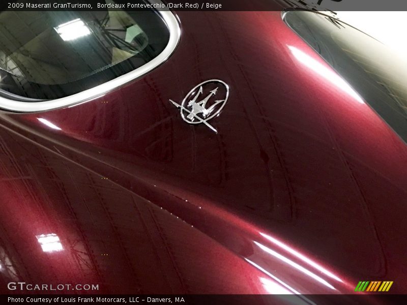 Bordeaux Pontevecchio (Dark Red) / Beige 2009 Maserati GranTurismo
