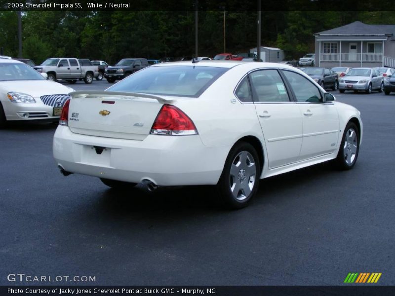 White / Neutral 2009 Chevrolet Impala SS