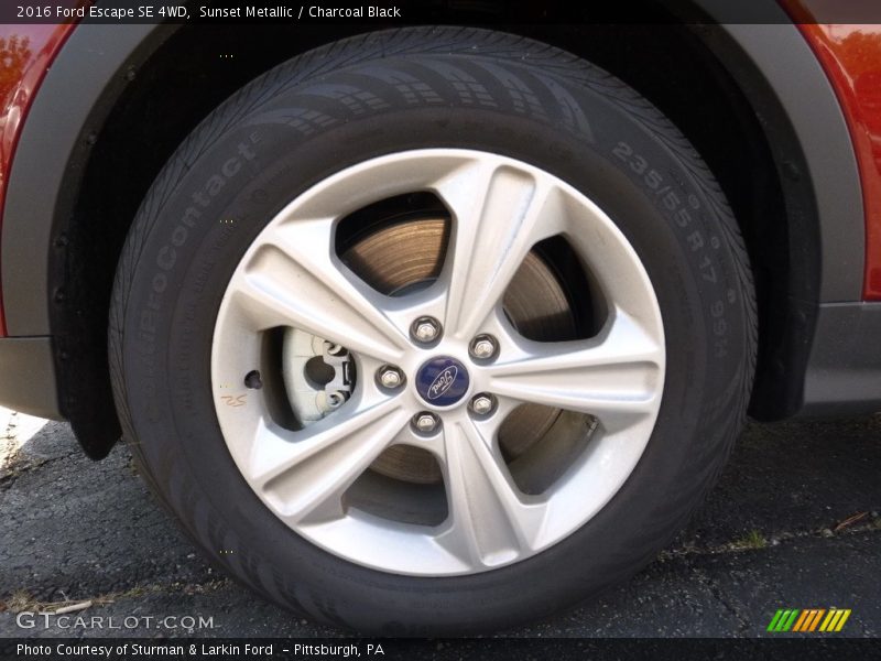 Sunset Metallic / Charcoal Black 2016 Ford Escape SE 4WD
