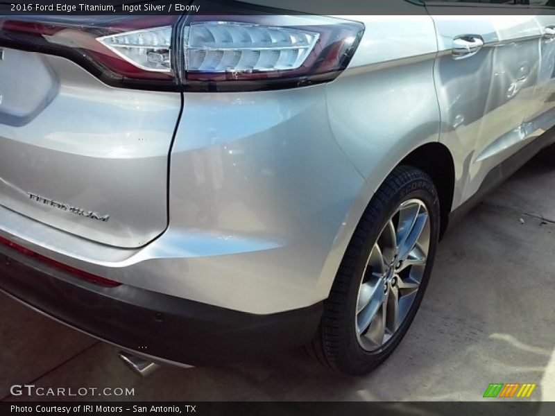 Ingot Silver / Ebony 2016 Ford Edge Titanium