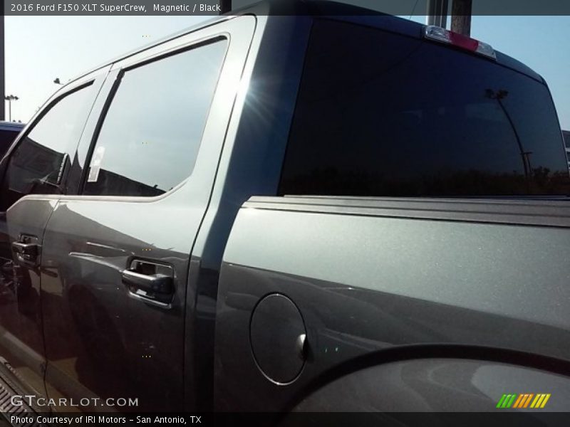 Magnetic / Black 2016 Ford F150 XLT SuperCrew