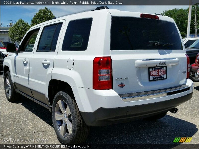 Bright White / Light Pebble Beige/Dark Slate Gray 2016 Jeep Patriot Latitude 4x4