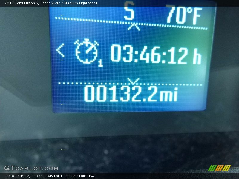 Ingot Silver / Medium Light Stone 2017 Ford Fusion S