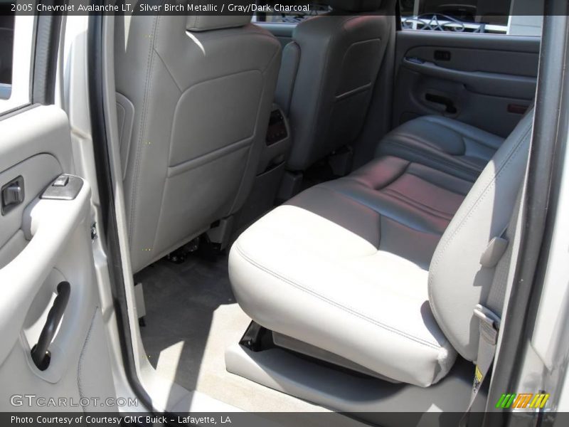 Silver Birch Metallic / Gray/Dark Charcoal 2005 Chevrolet Avalanche LT