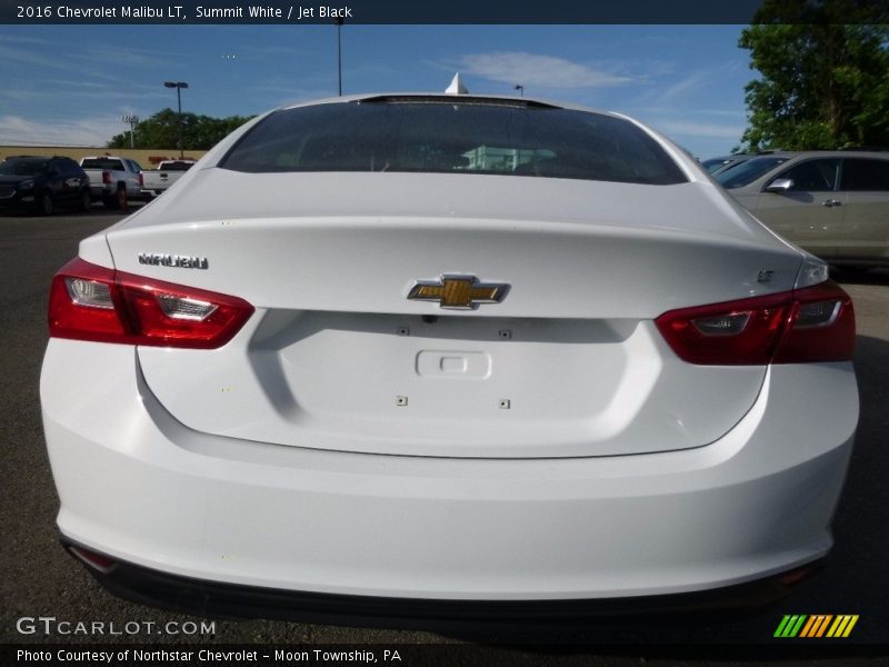 Summit White / Jet Black 2016 Chevrolet Malibu LT