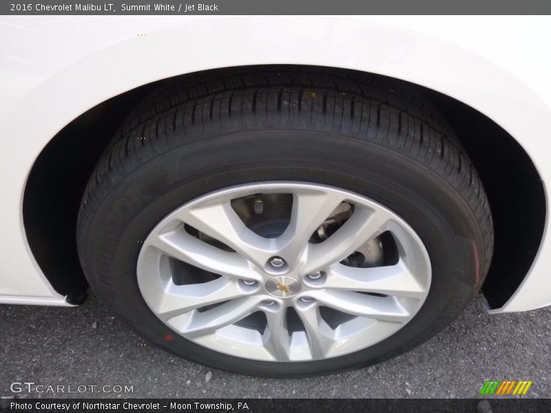 Summit White / Jet Black 2016 Chevrolet Malibu LT