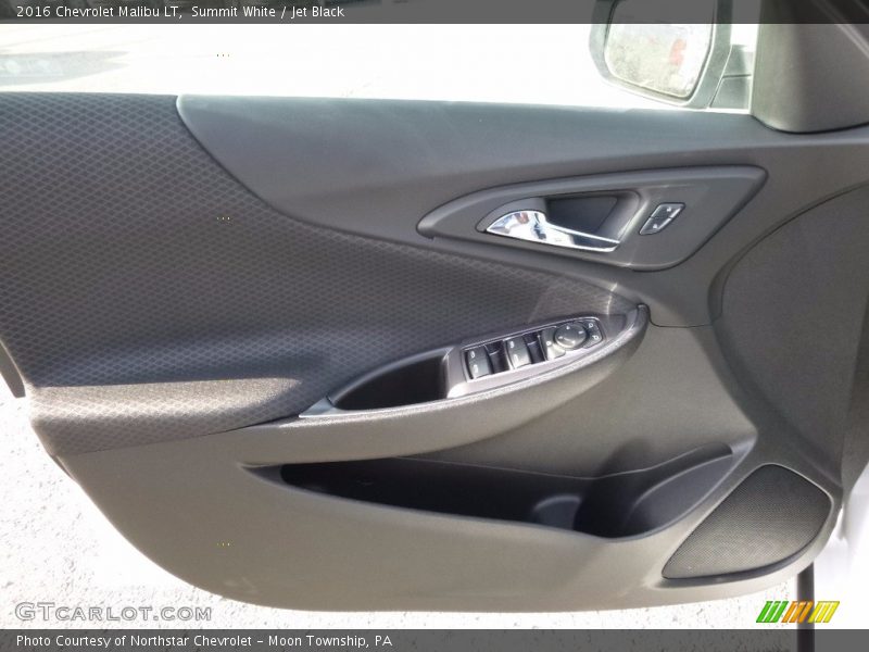 Summit White / Jet Black 2016 Chevrolet Malibu LT