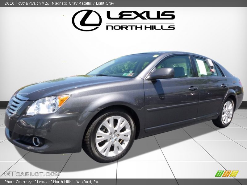 Magnetic Gray Metallic / Light Gray 2010 Toyota Avalon XLS