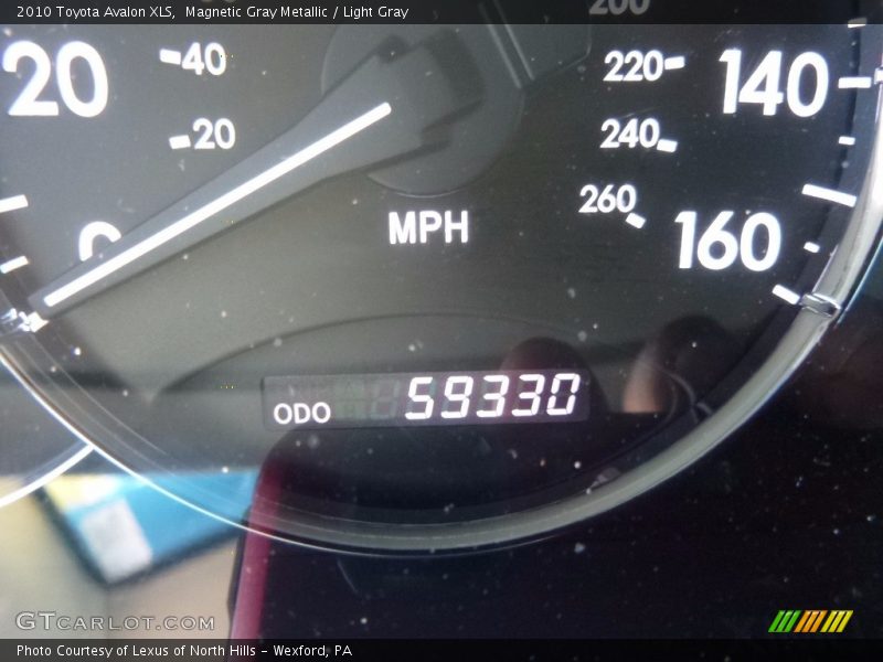 Magnetic Gray Metallic / Light Gray 2010 Toyota Avalon XLS