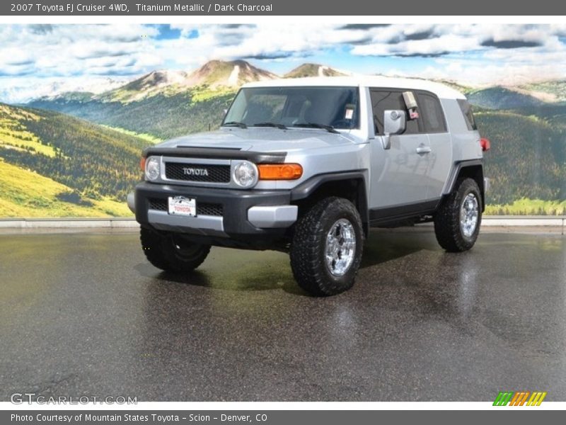 Titanium Metallic / Dark Charcoal 2007 Toyota FJ Cruiser 4WD