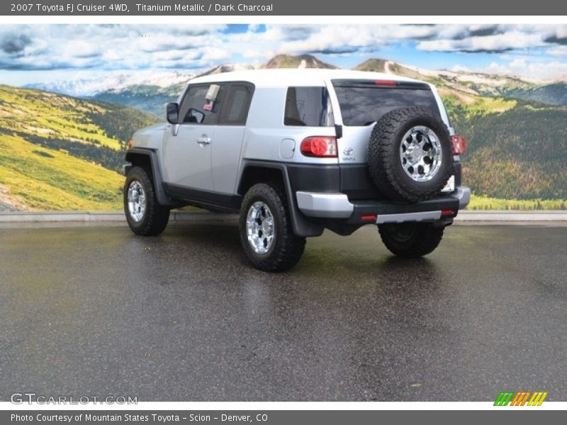 Titanium Metallic / Dark Charcoal 2007 Toyota FJ Cruiser 4WD