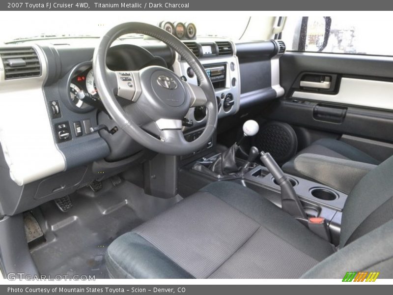 Titanium Metallic / Dark Charcoal 2007 Toyota FJ Cruiser 4WD