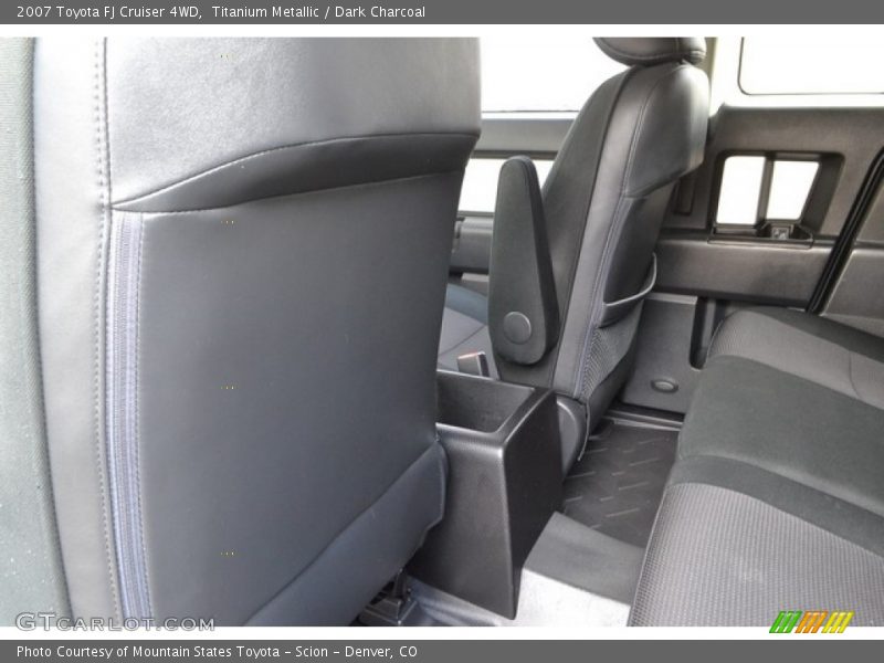 Titanium Metallic / Dark Charcoal 2007 Toyota FJ Cruiser 4WD