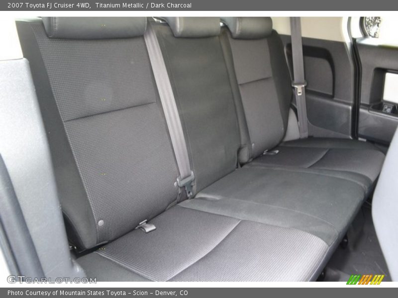 Titanium Metallic / Dark Charcoal 2007 Toyota FJ Cruiser 4WD