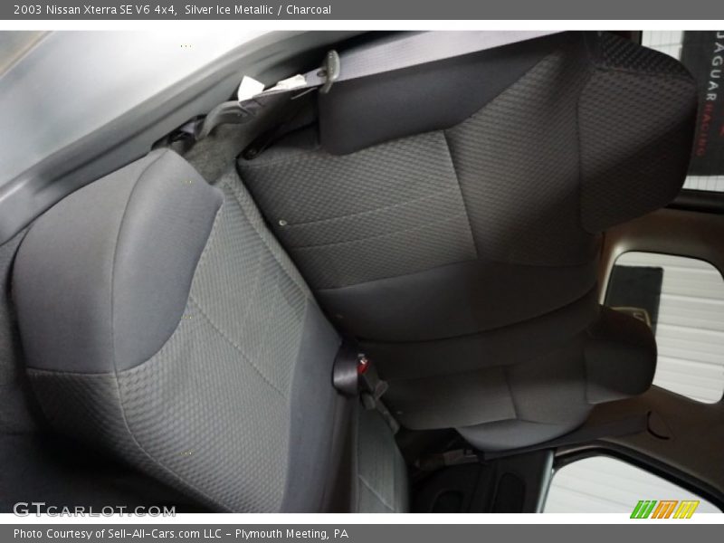 Silver Ice Metallic / Charcoal 2003 Nissan Xterra SE V6 4x4