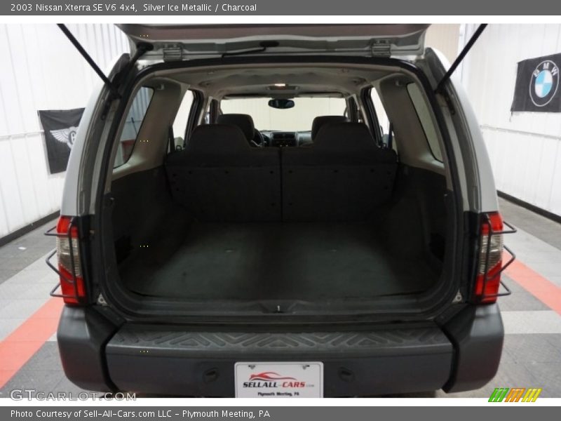 Silver Ice Metallic / Charcoal 2003 Nissan Xterra SE V6 4x4