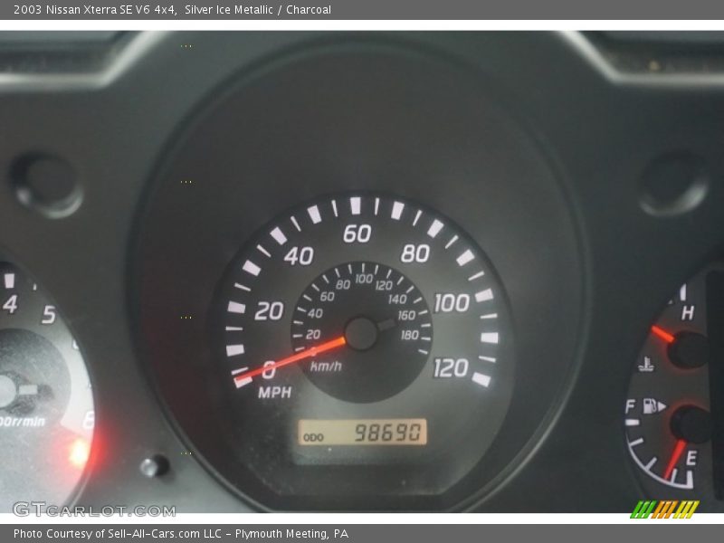 Silver Ice Metallic / Charcoal 2003 Nissan Xterra SE V6 4x4