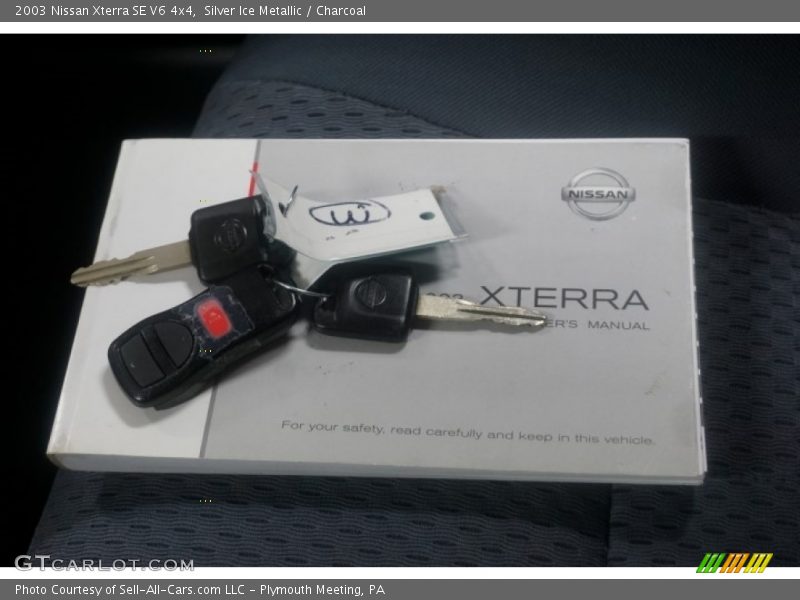 Silver Ice Metallic / Charcoal 2003 Nissan Xterra SE V6 4x4