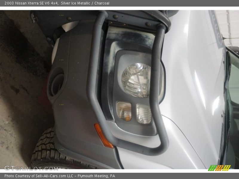Silver Ice Metallic / Charcoal 2003 Nissan Xterra SE V6 4x4