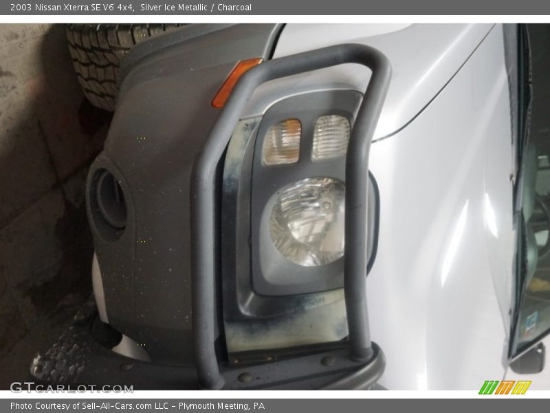 Silver Ice Metallic / Charcoal 2003 Nissan Xterra SE V6 4x4