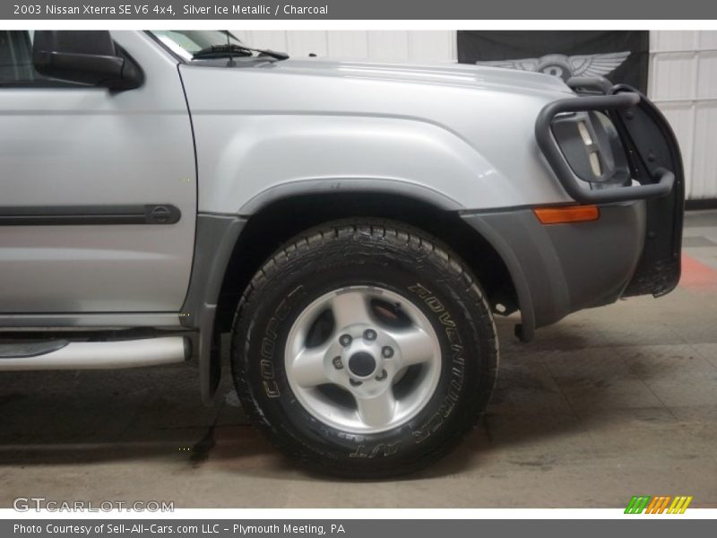 Silver Ice Metallic / Charcoal 2003 Nissan Xterra SE V6 4x4