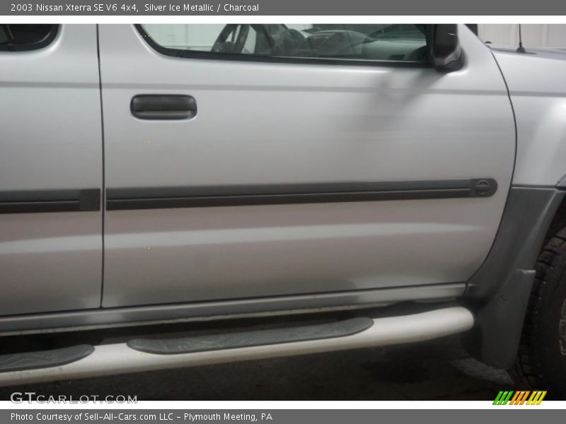 Silver Ice Metallic / Charcoal 2003 Nissan Xterra SE V6 4x4
