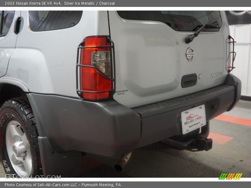 Silver Ice Metallic / Charcoal 2003 Nissan Xterra SE V6 4x4