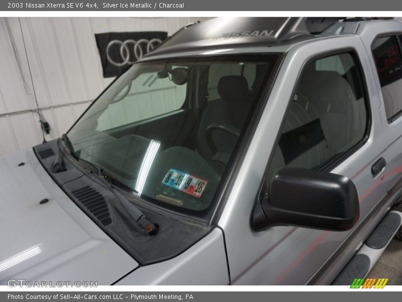 Silver Ice Metallic / Charcoal 2003 Nissan Xterra SE V6 4x4