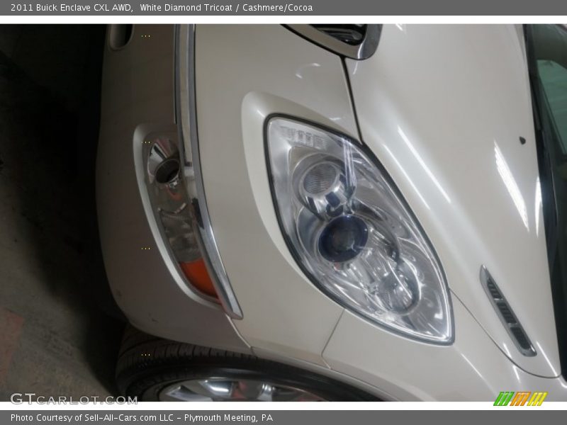 White Diamond Tricoat / Cashmere/Cocoa 2011 Buick Enclave CXL AWD