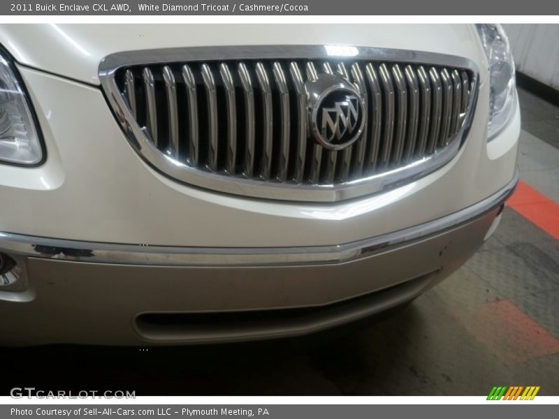 White Diamond Tricoat / Cashmere/Cocoa 2011 Buick Enclave CXL AWD