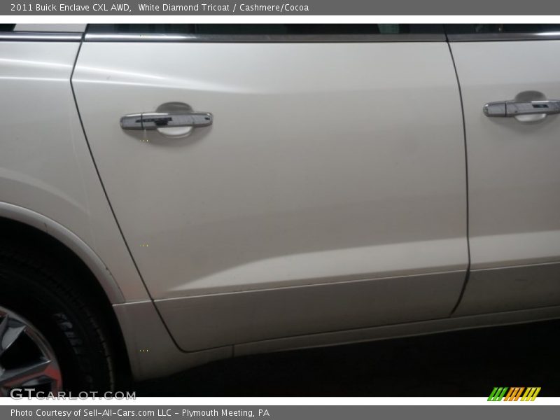 White Diamond Tricoat / Cashmere/Cocoa 2011 Buick Enclave CXL AWD